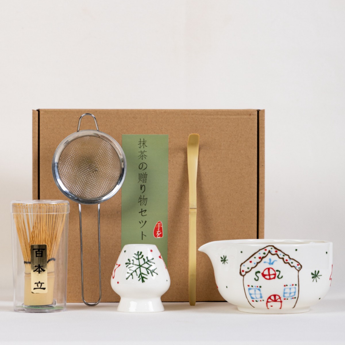 Christmas Themed Hand-Painted  - огляд і ціна Matcha Whisk Set